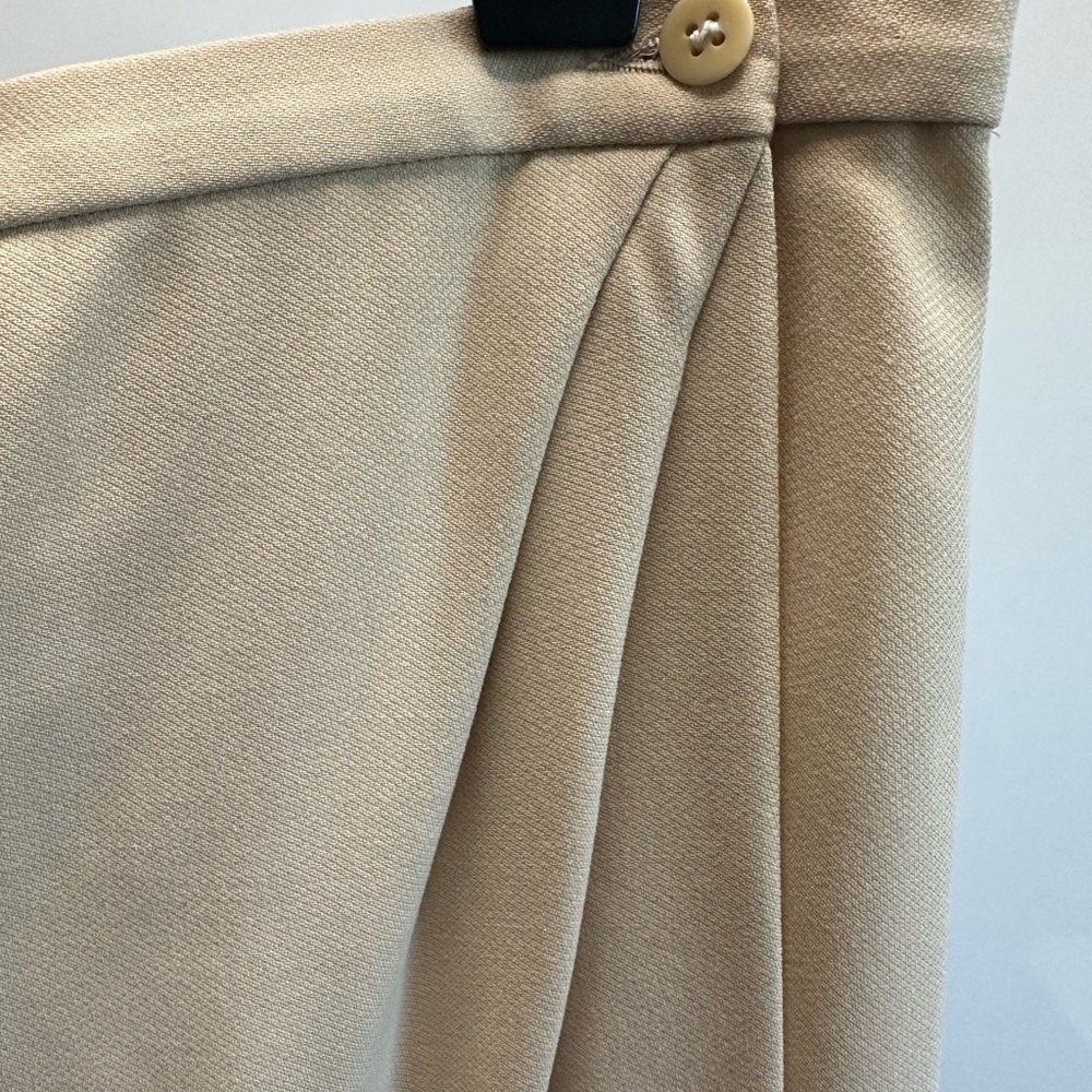 Giorgio Armani Classic Tan Midi Skirt